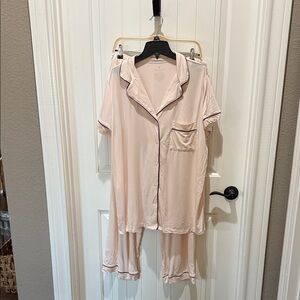 Tommy John Blush 3 piece Pajama Set with Dark purple Trim